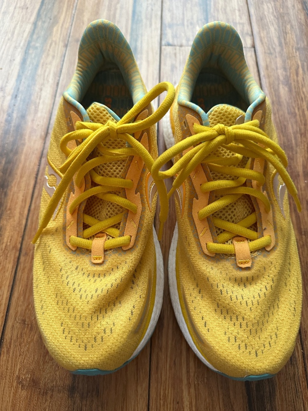 Saucony Women’s Triumph 19 Running Shoes
